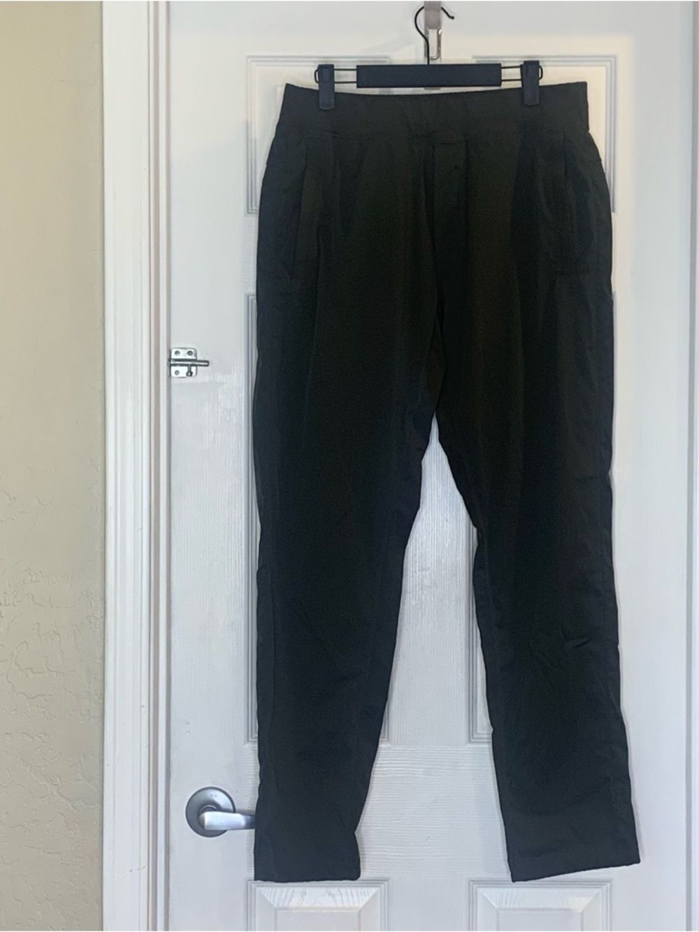 Lululemon Great Wall Pant *32"
Dark Olive (First Release) Size Large - Picture 1 of 10